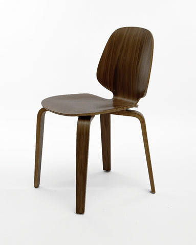 Larch 餐椅(胡桃色)